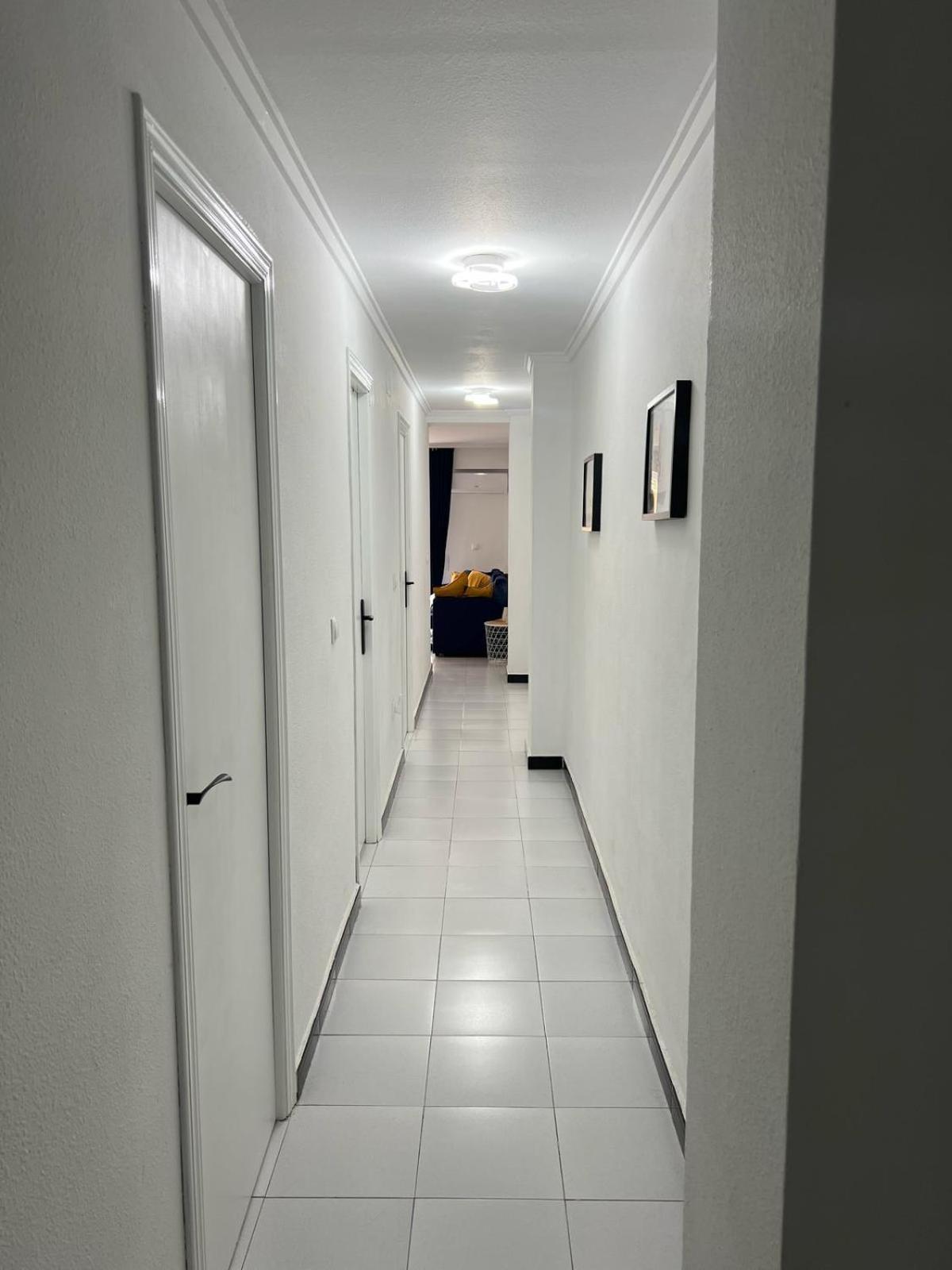 Kiara Apartament - With Garage Torrevieja Ngoại thất bức ảnh